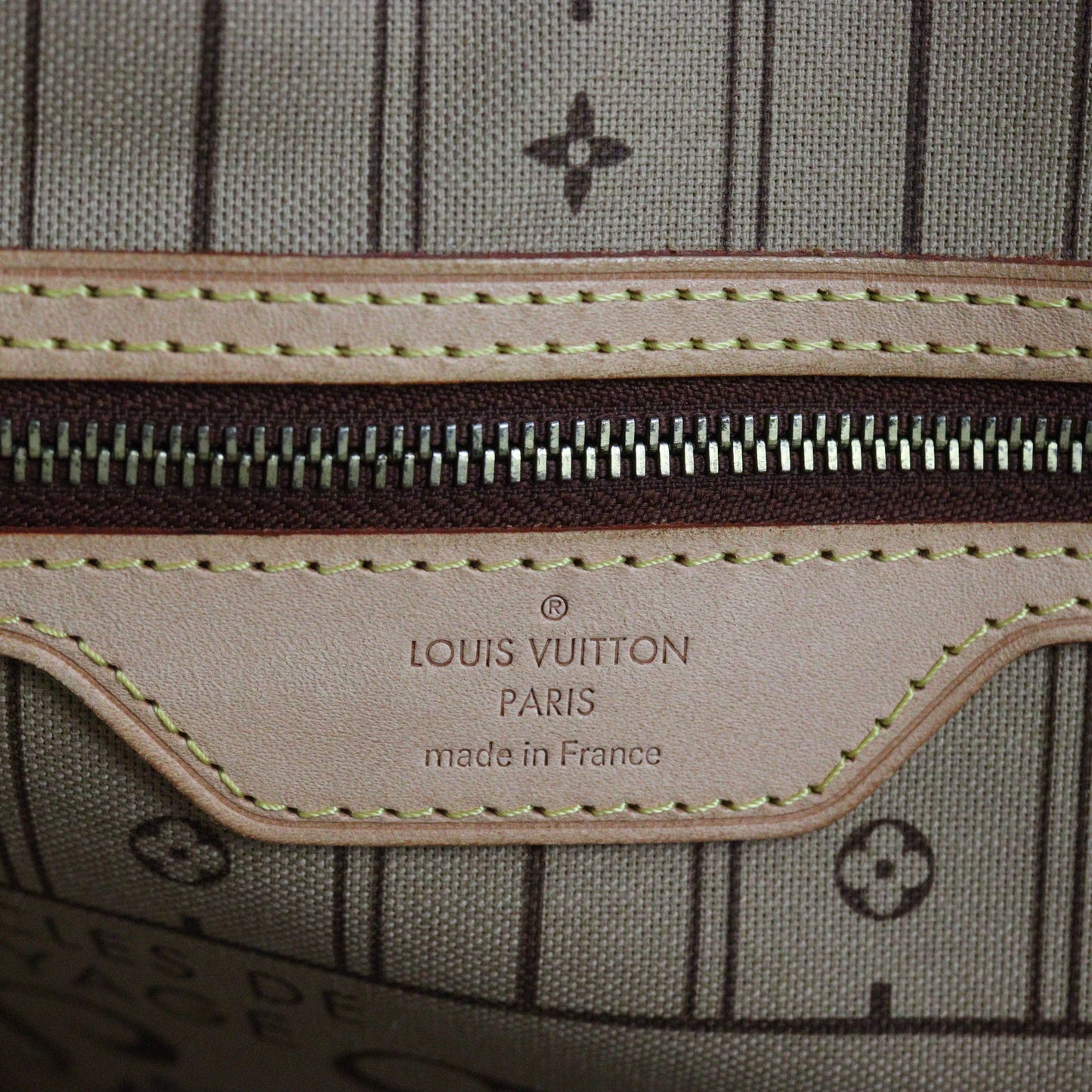 Louis Vuitton Neverfull MM Monogram