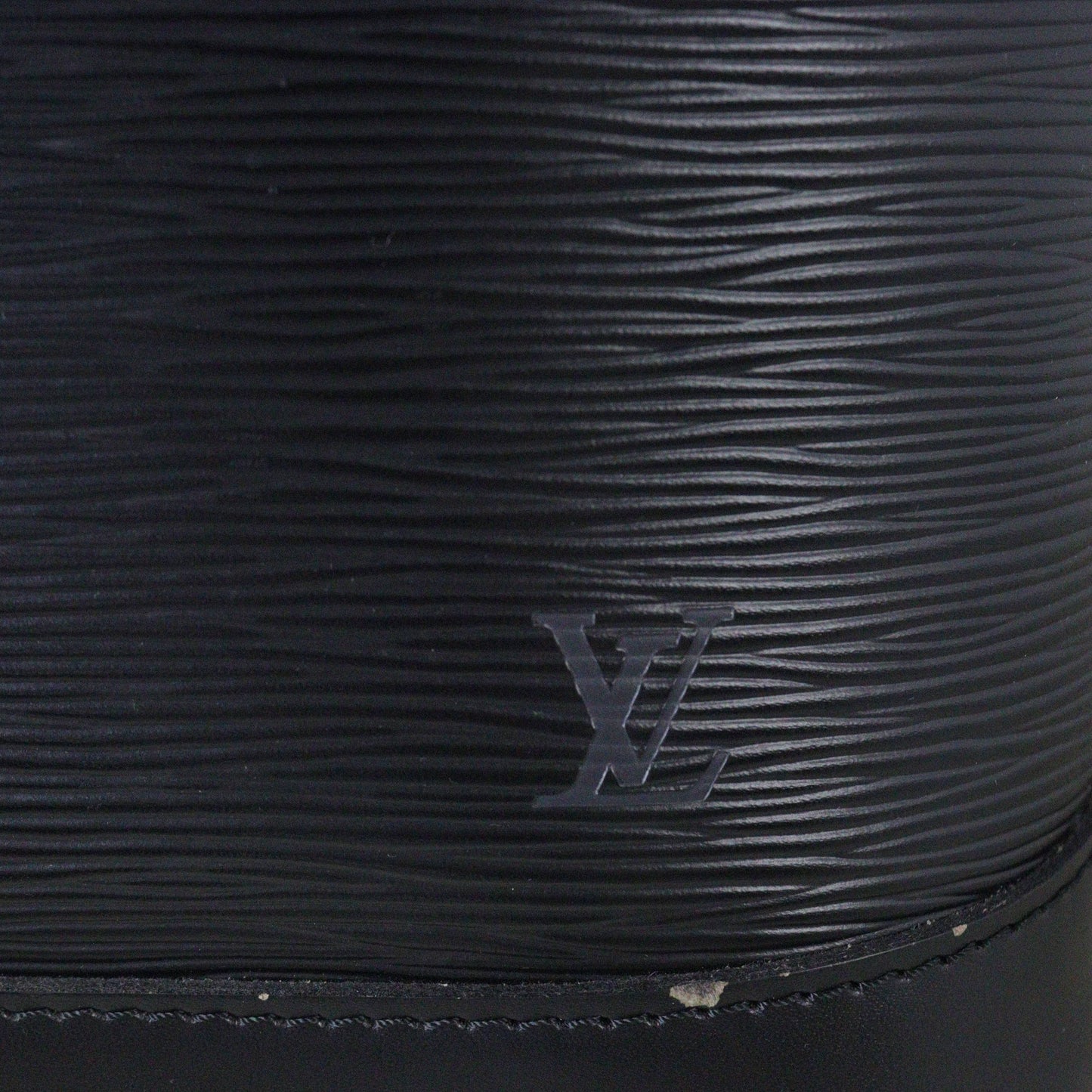 Louis Vuitton Alma PM Epi