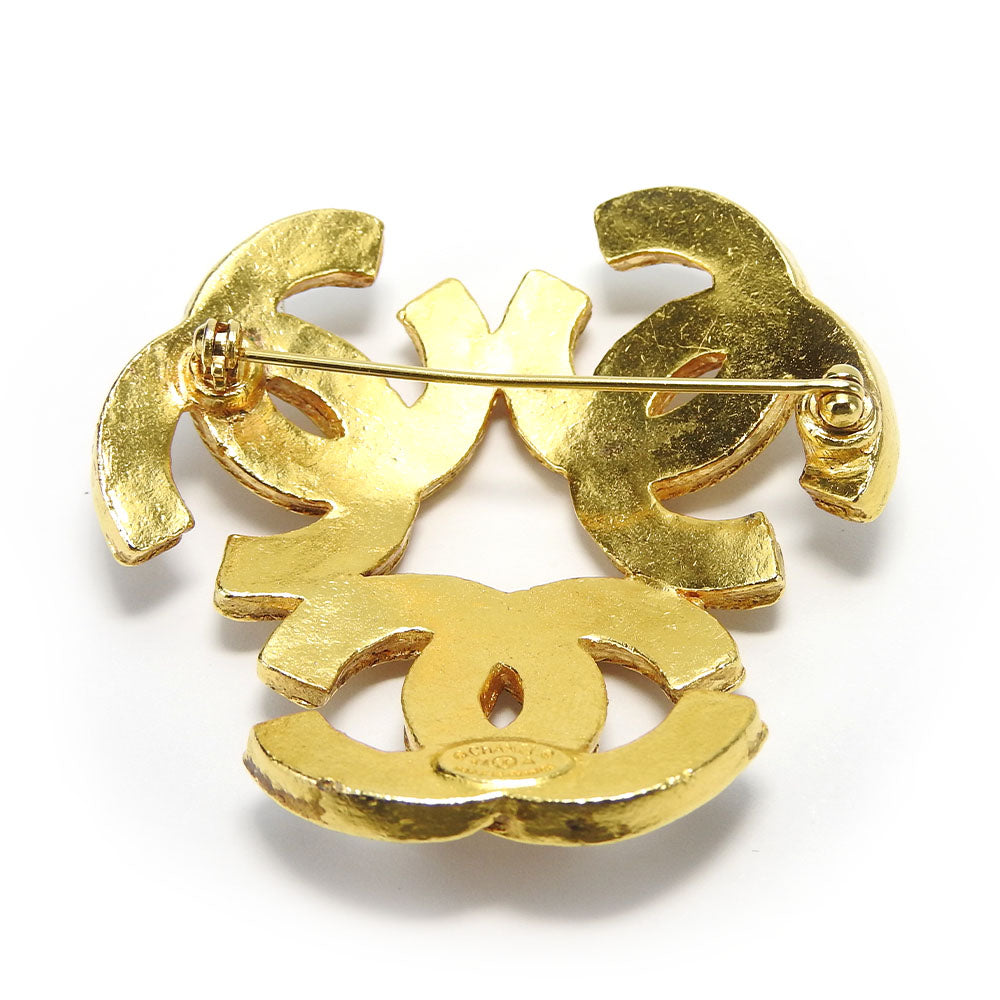 CHANEL Brooch metal gold Women