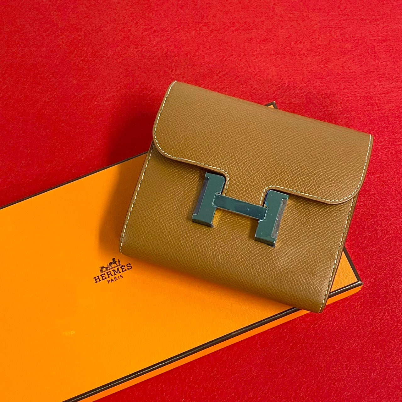 HERMES Bifold Wallet Epsom Brown logo Metal Constance Compact Women