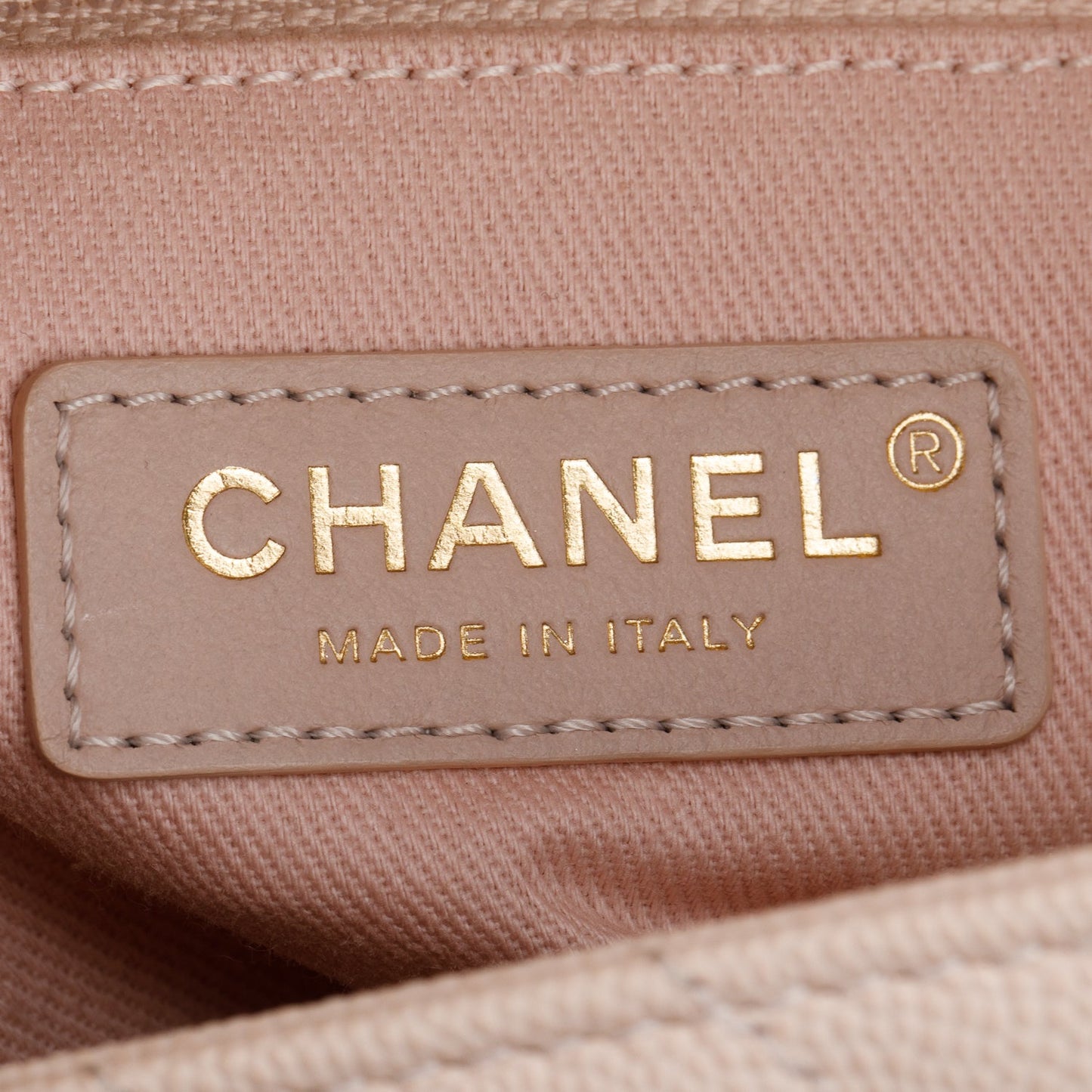 Chanel 2020 Pink Chevron Quilted Caviar Leather Medium Coco Handle Bag