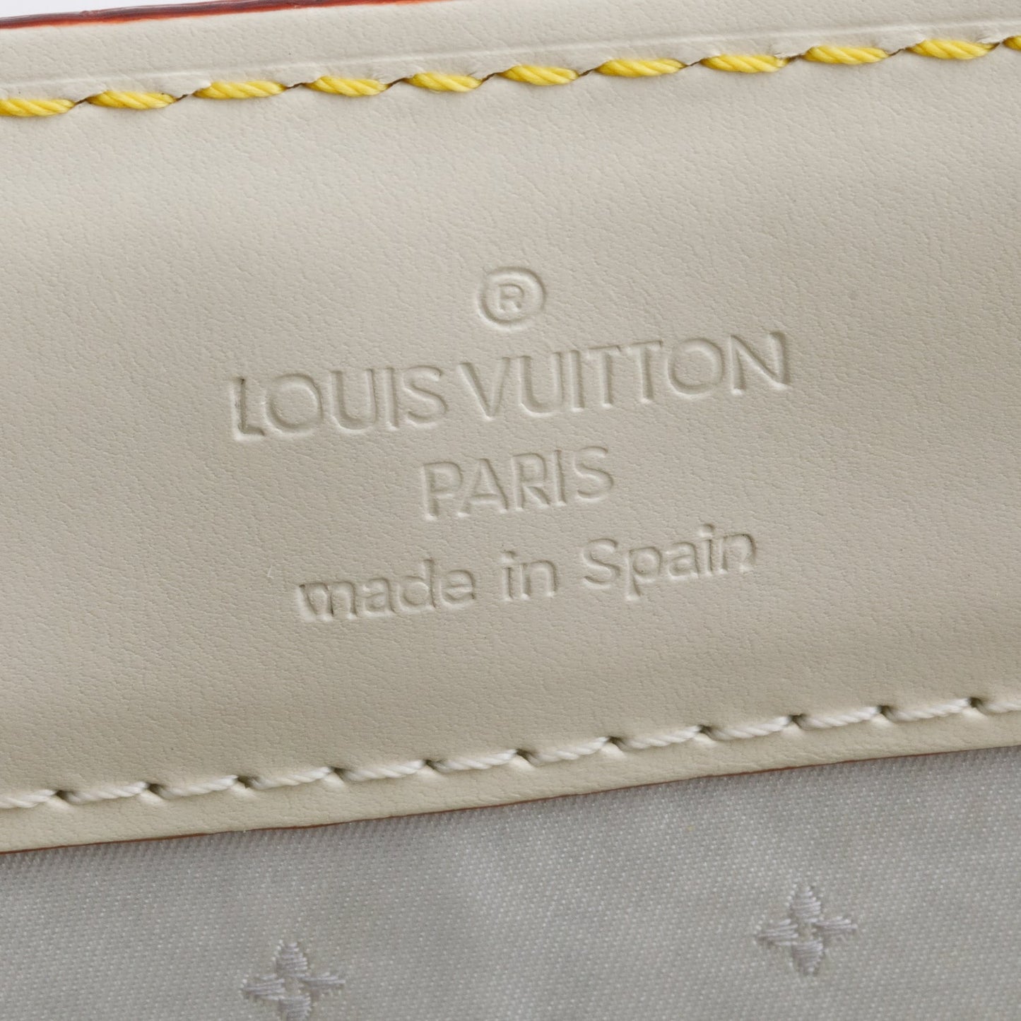 Louis Vuitton White Leather Suhali Le Extravagant Travel Bag