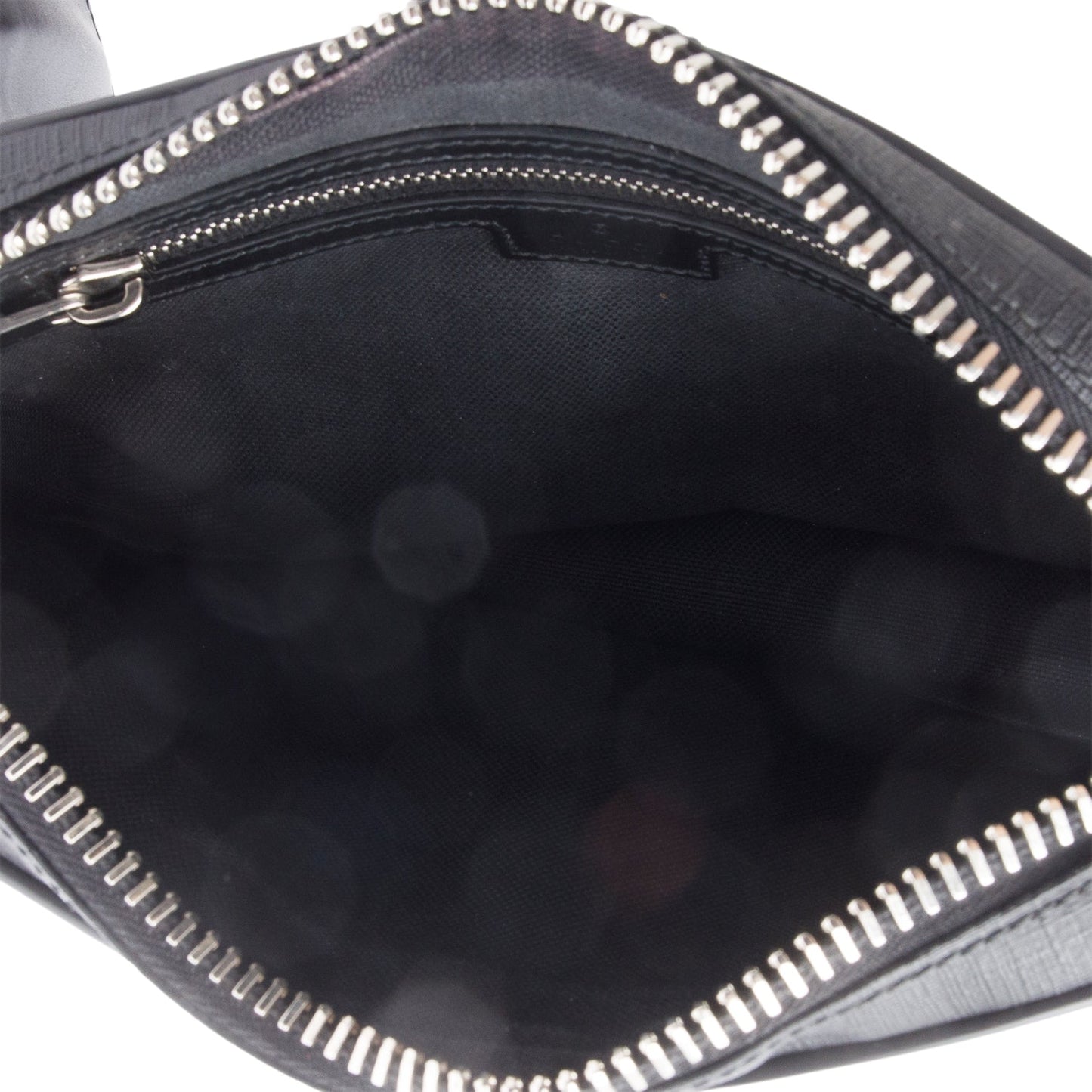 Gucci Black GG Supreme Belt Bag with Zip Pocket