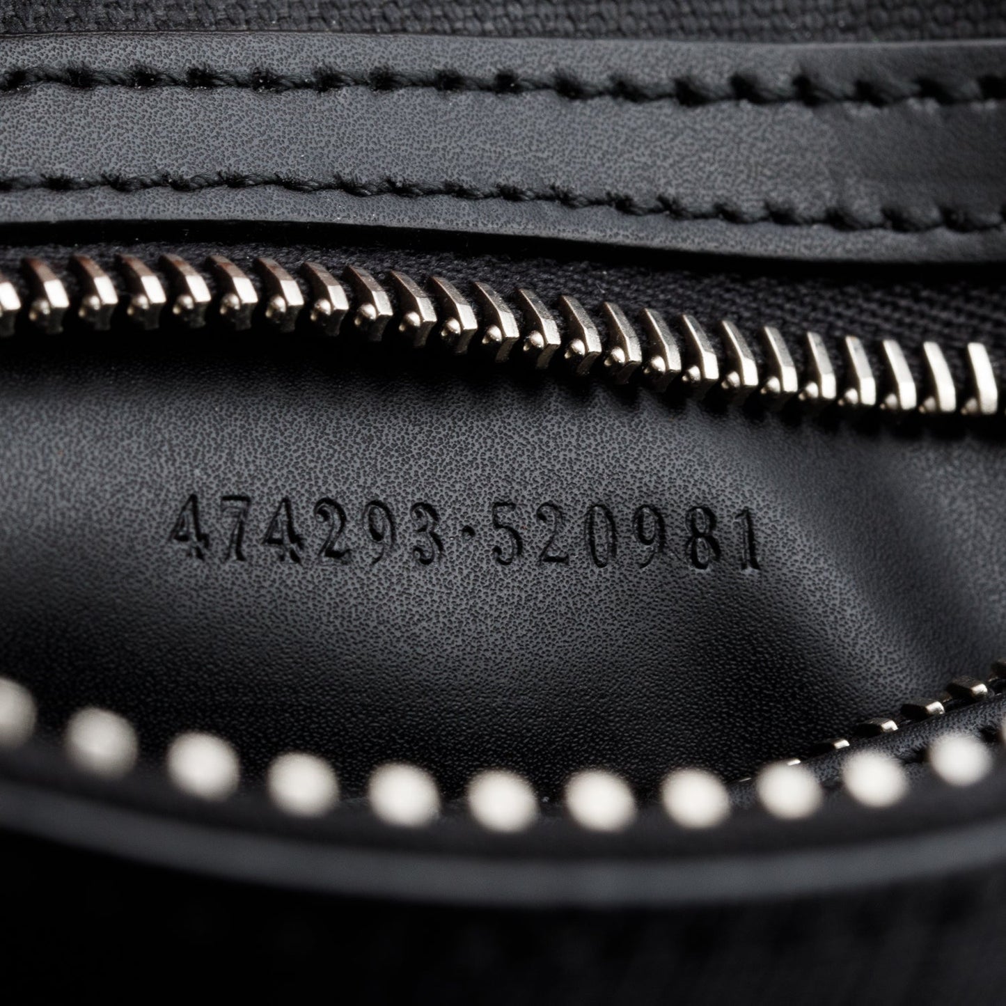Gucci Black GG Supreme Belt Bag with Zip Pocket