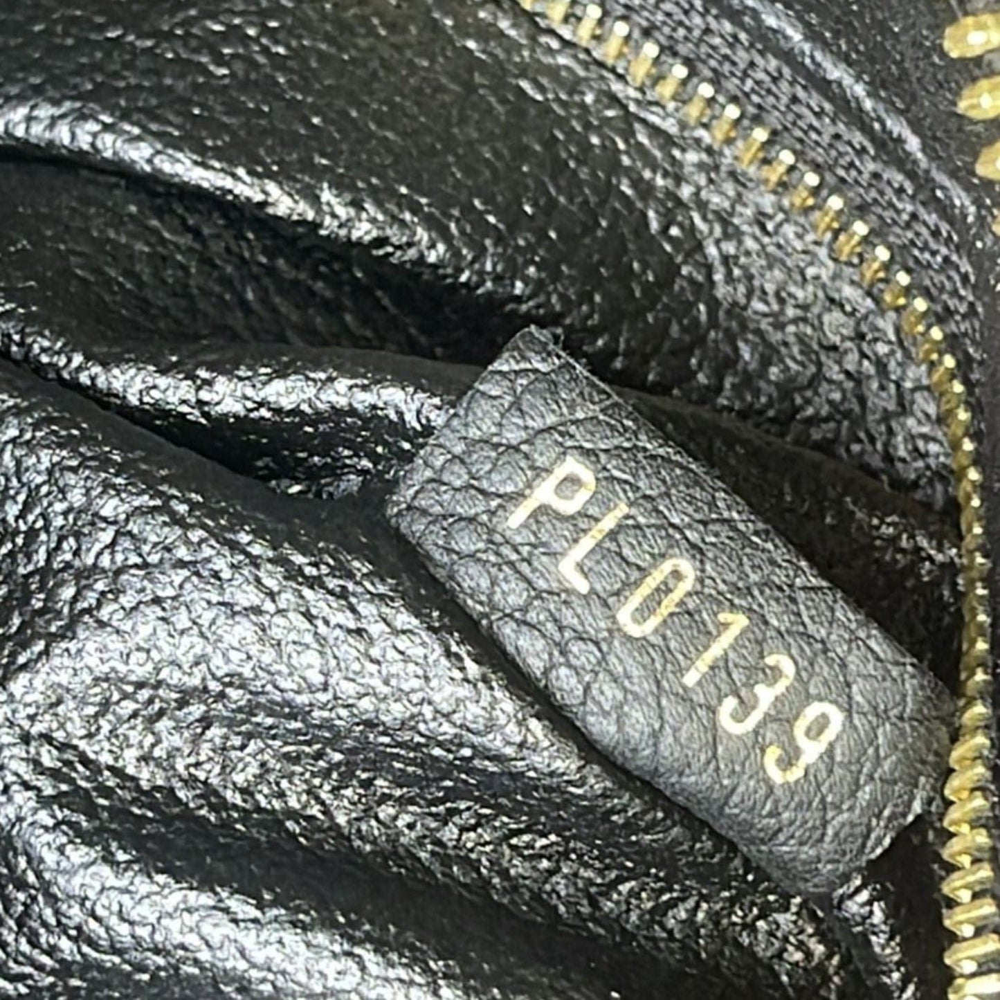 LOUIS VUITTON Pallas Beauty Case Monogram Canvas Pouch Noir