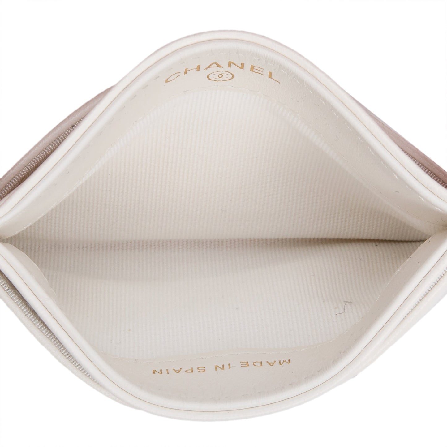 Chanel White Quilted Lambskin Leather 19 Card Holder