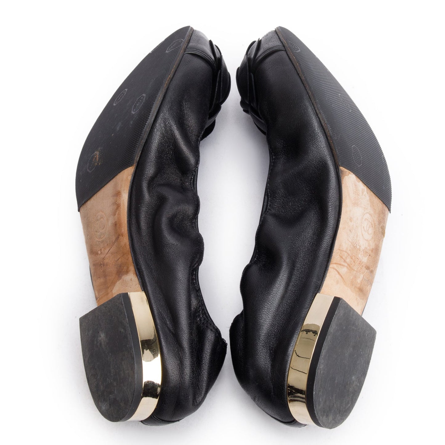 Chanel Black Leather Interlocking CC Logo Camellia Ballet Flats, Size 37.5