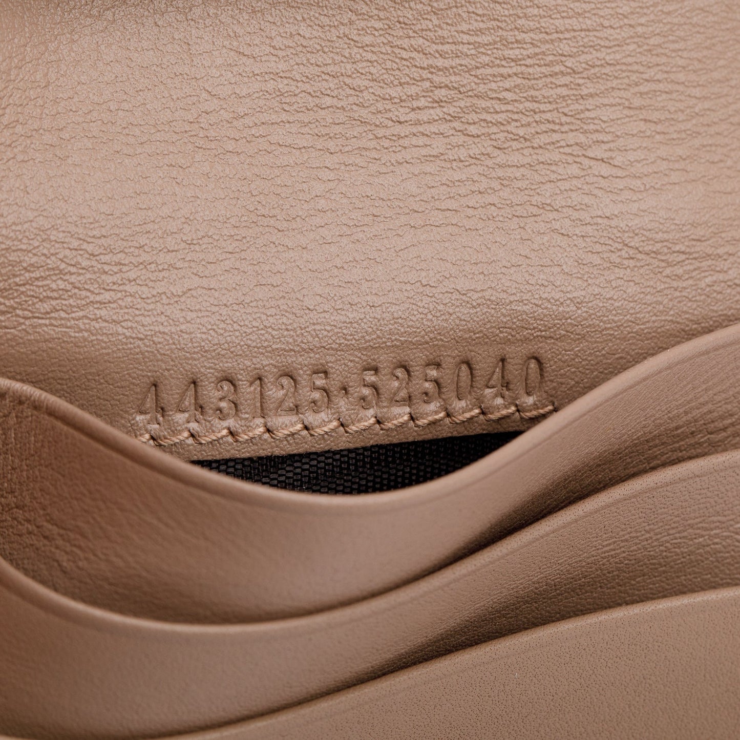 Gucci Beige Quilted GG Marmont Leather Card Case Wallet