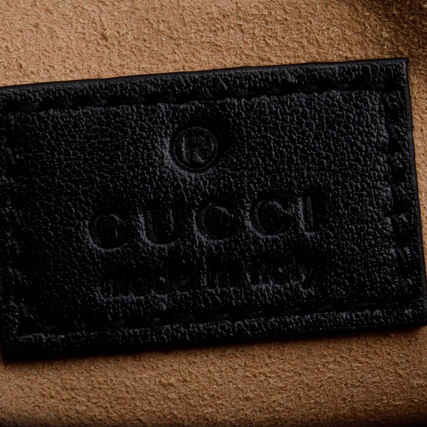 Gucci Black GG Marmont Matelasse Monochrome Belt Bag