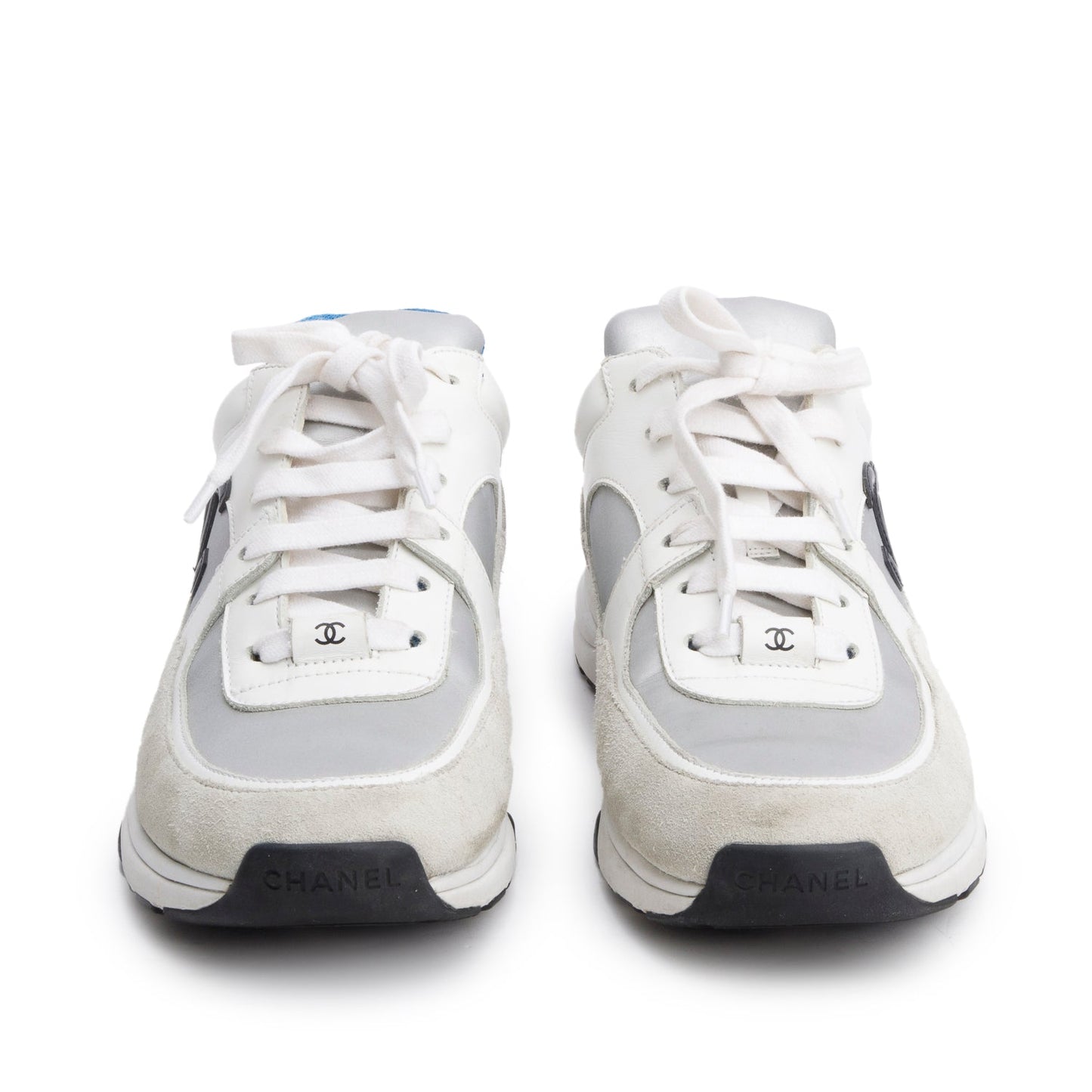 Chanel White/Black Calfskin Suede Silver Patent Leather Interlocking CC Logo Sneakers, Size 39