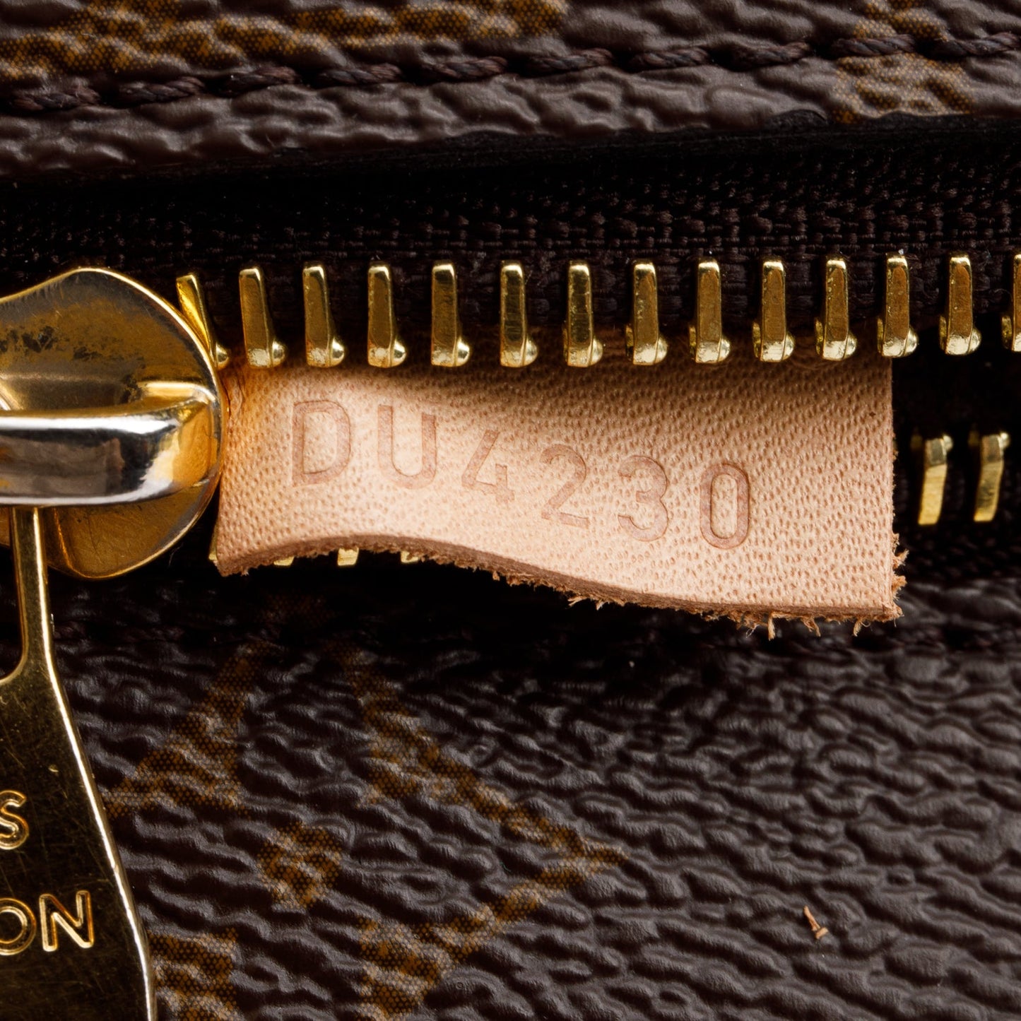 Louis Vuitton Monogram Pochette Metis
