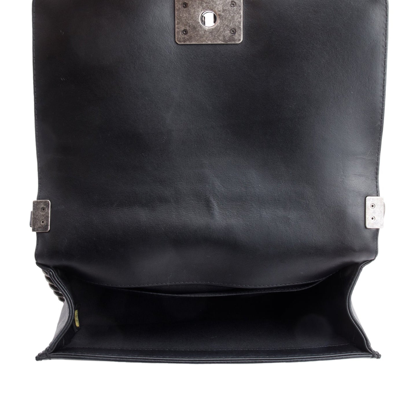 Chanel Black Chevron Quilted Calfskin Leather Whipstitch Medium Boy Bag