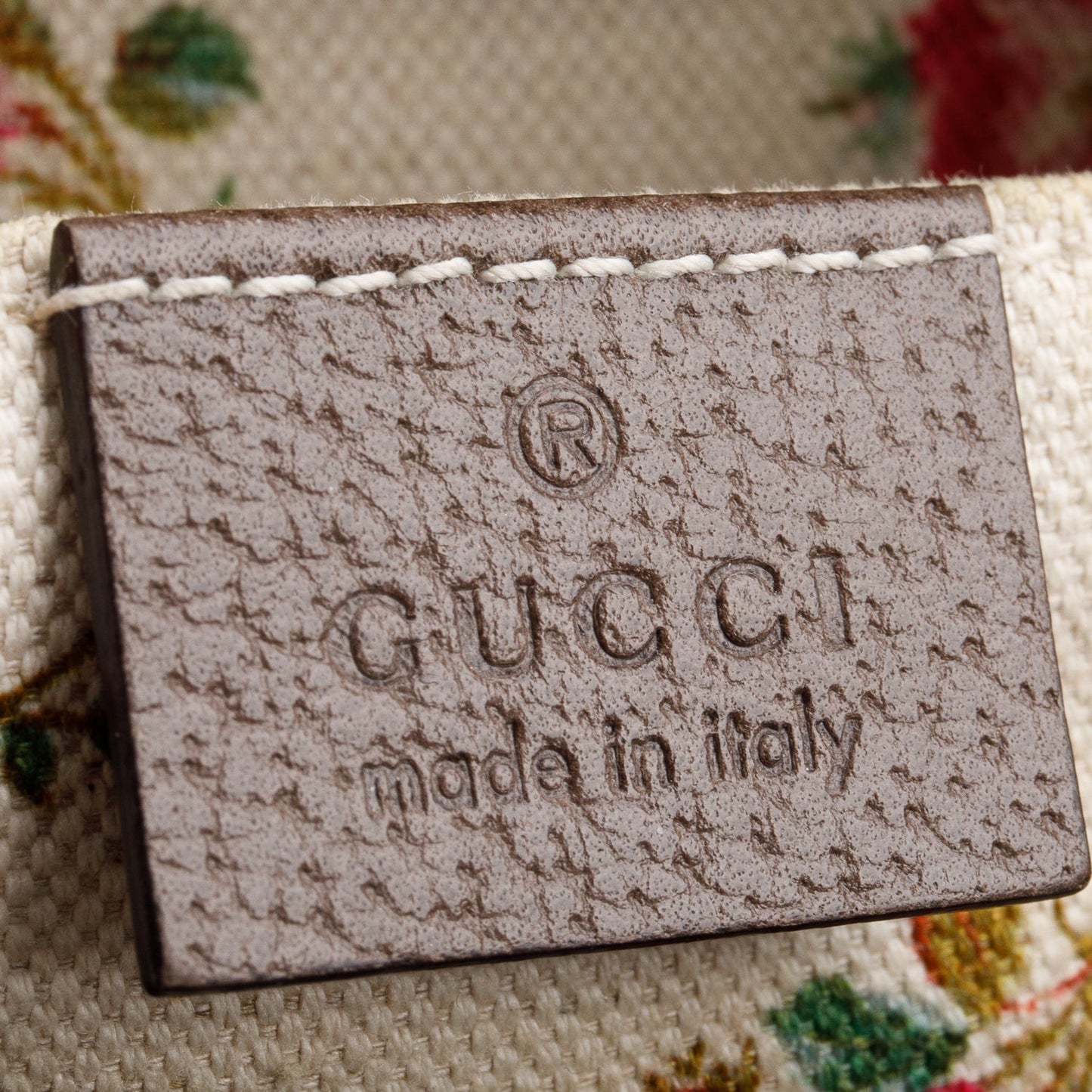 Gucci Neo Vintage GG Supreme Messenger Bag