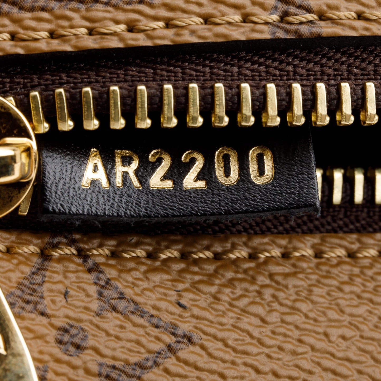Louis Vuitton 2020 Reverse Monogram Pochette Metis