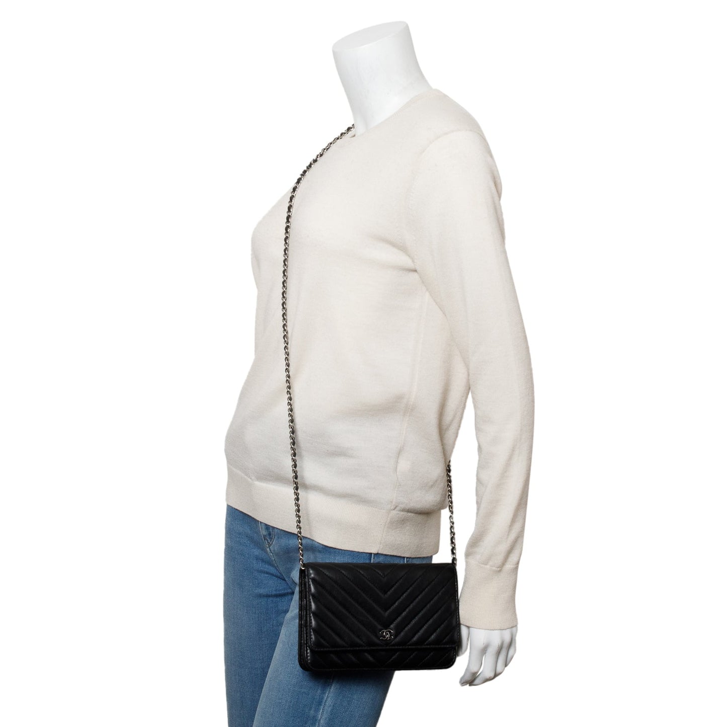 Chanel 2022 Black Chevron Lambskin Wallet on Chain