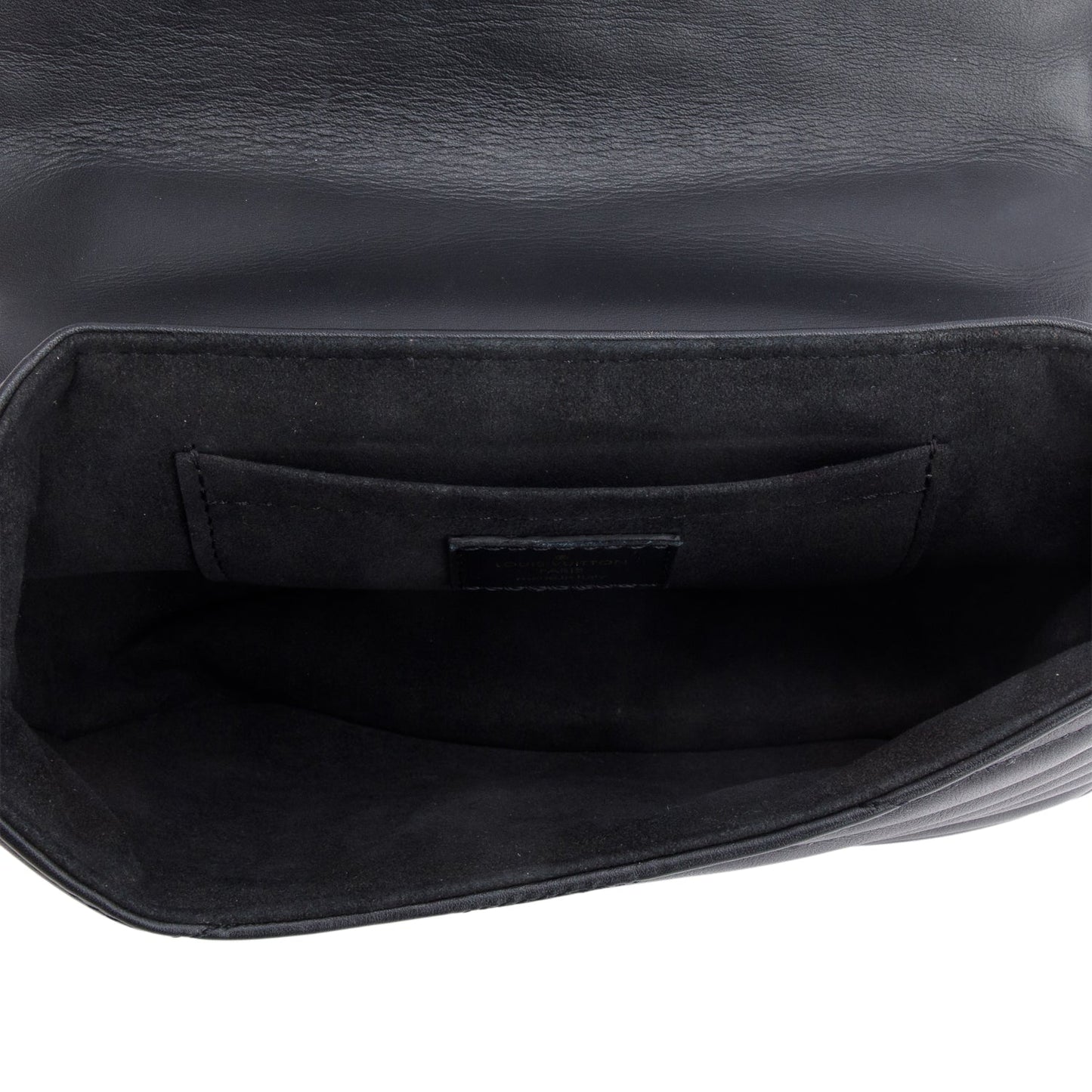 Louis Vuitton Black Calfskin New Wave Chain MM Bag