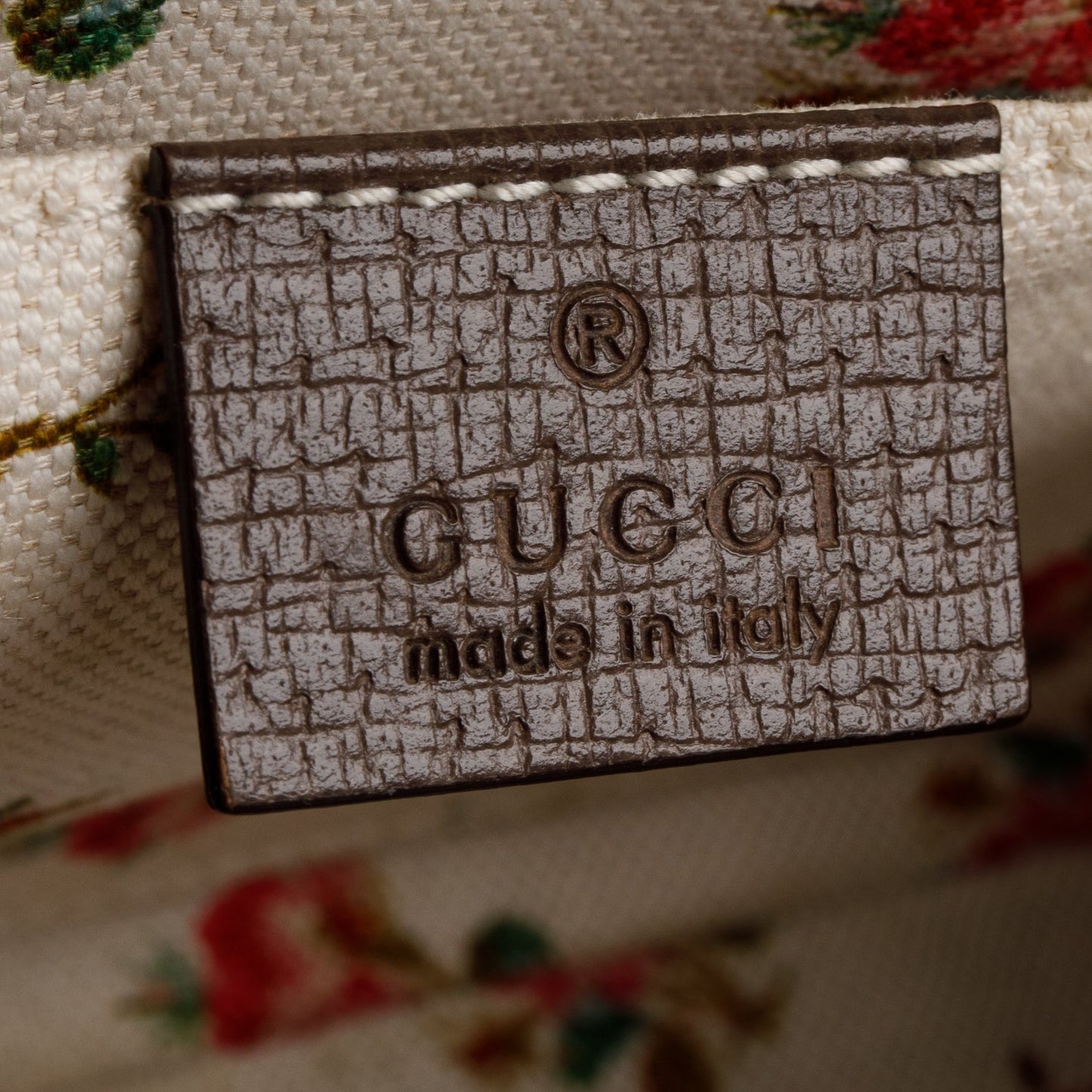 Gucci Neo Vintage GG Supreme Messenger Bag