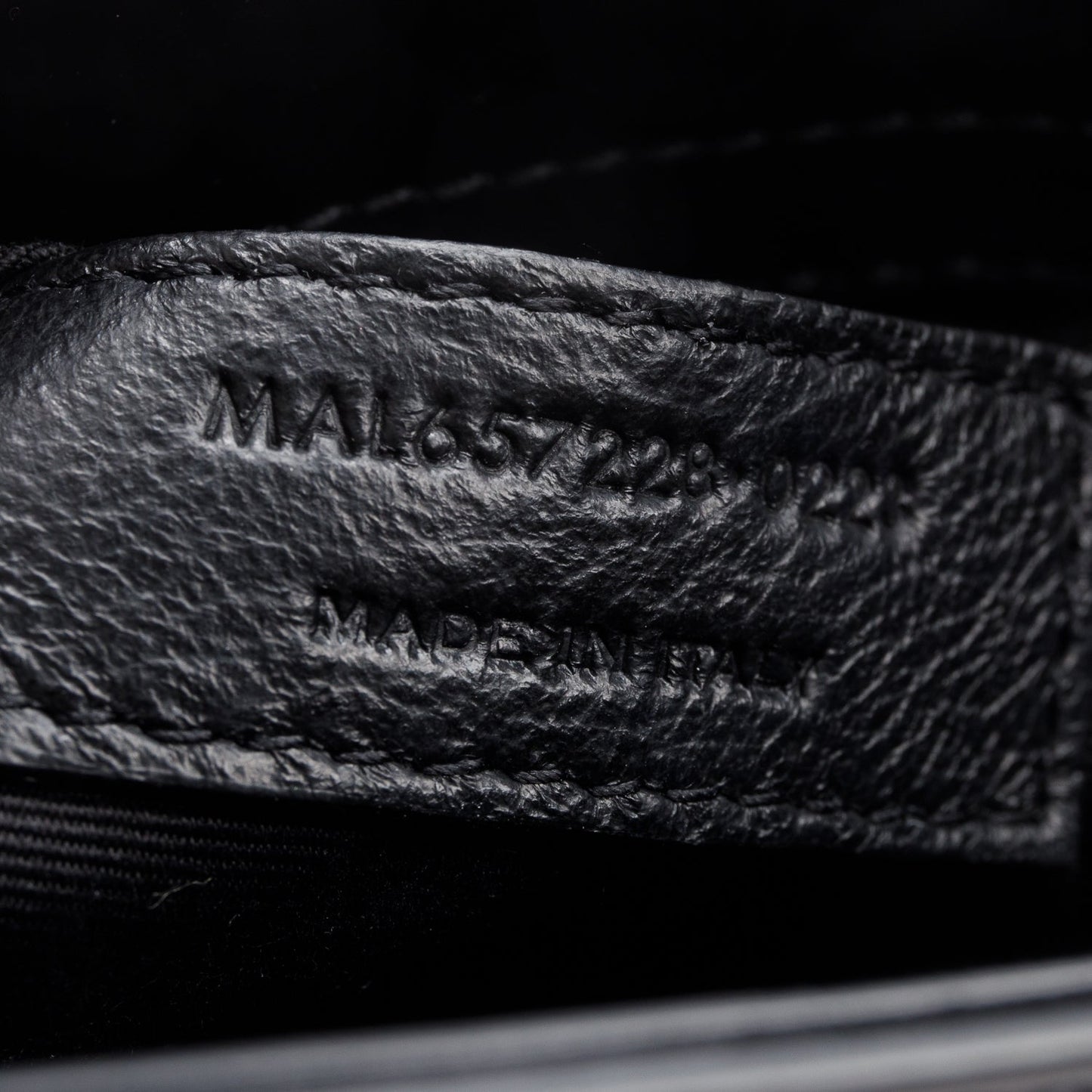 Saint Laurent 2023 Black Patent Leather Monogram Le 5 A 7 Hobo Bag