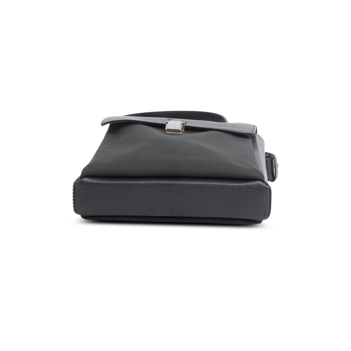Louis Vuitton Black Taiga Yaranga Crossbody Bag