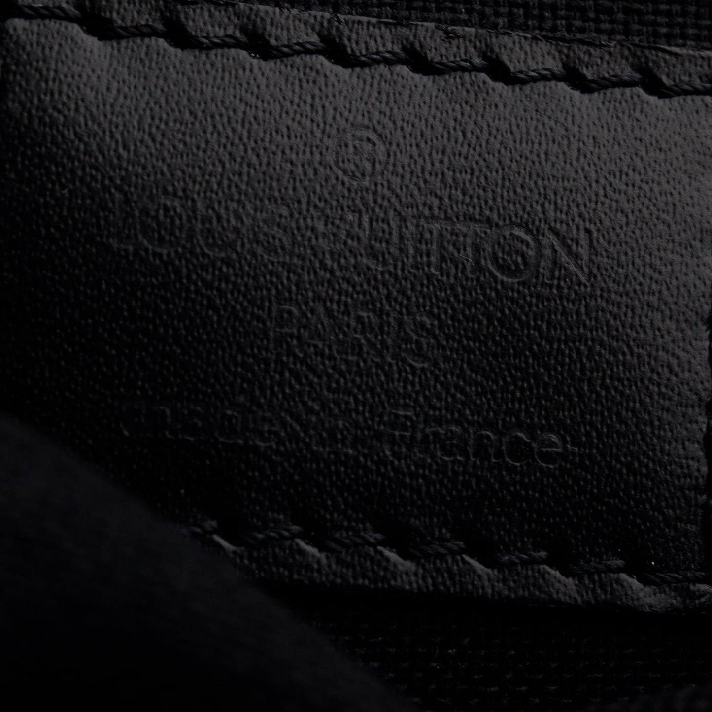 Louis Vuitton Black Taiga Yaranga Crossbody Bag