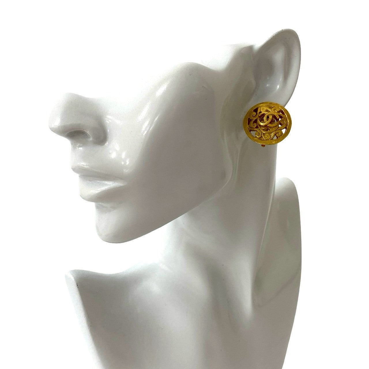 CHANEL Earring Gold Plated gold