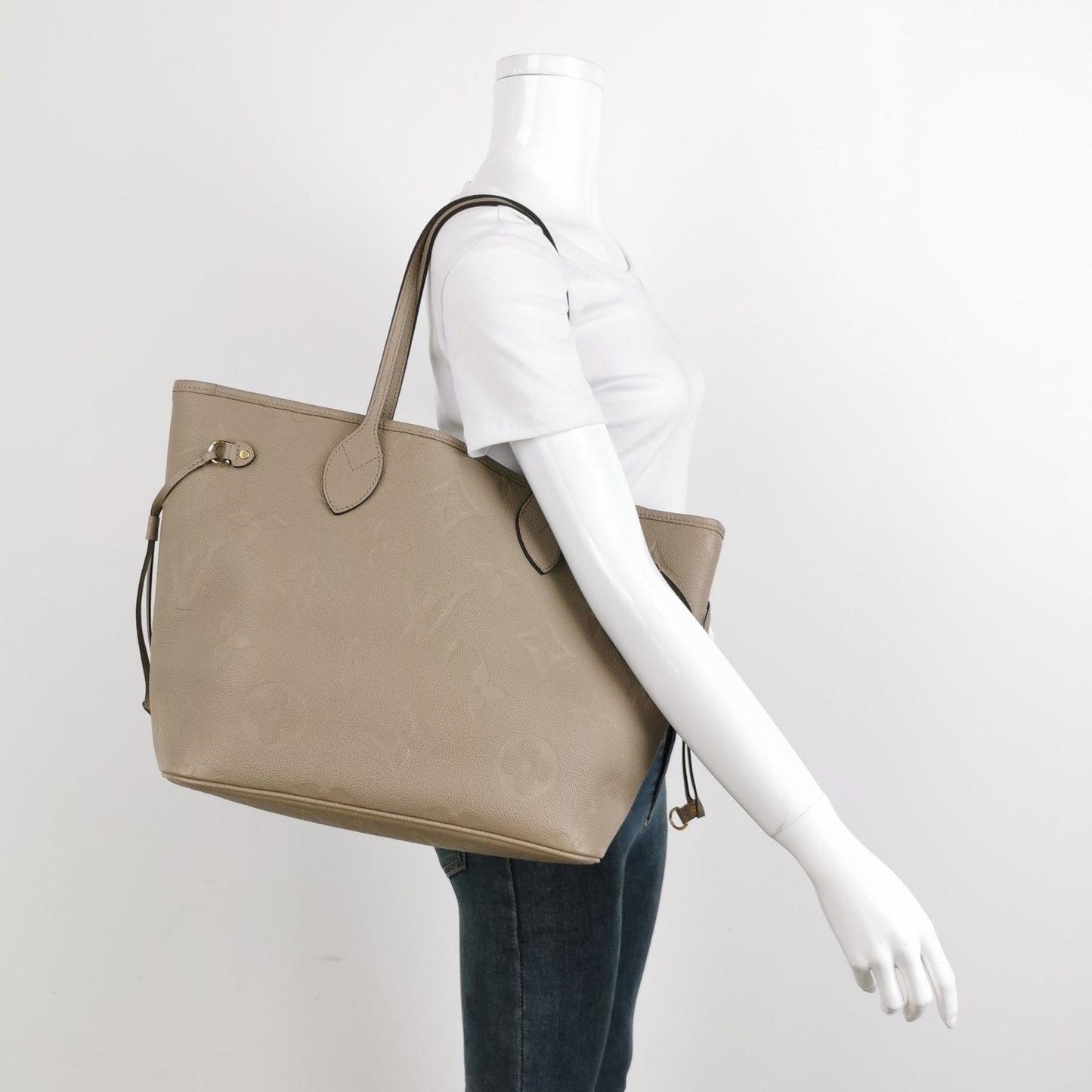 Louis Vuitton Leather Neverfull MM Tote Medium Grey