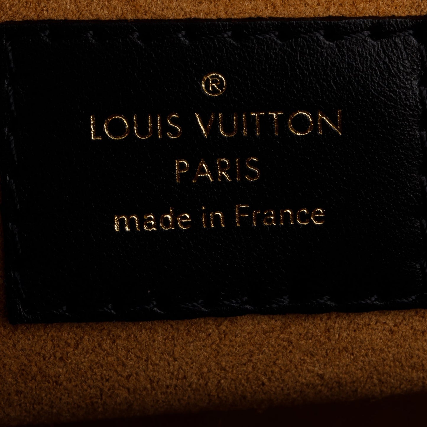 Louis Vuitton Black On My Side MM