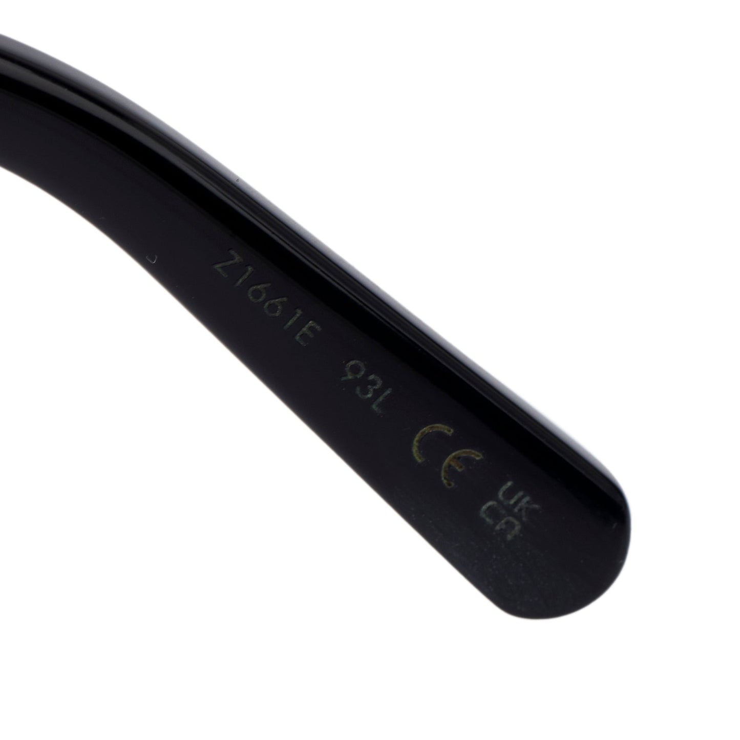 Louis Vuitton 2022 Z1661E Black Acetate LV Link Cat-Eye Sunglasses
