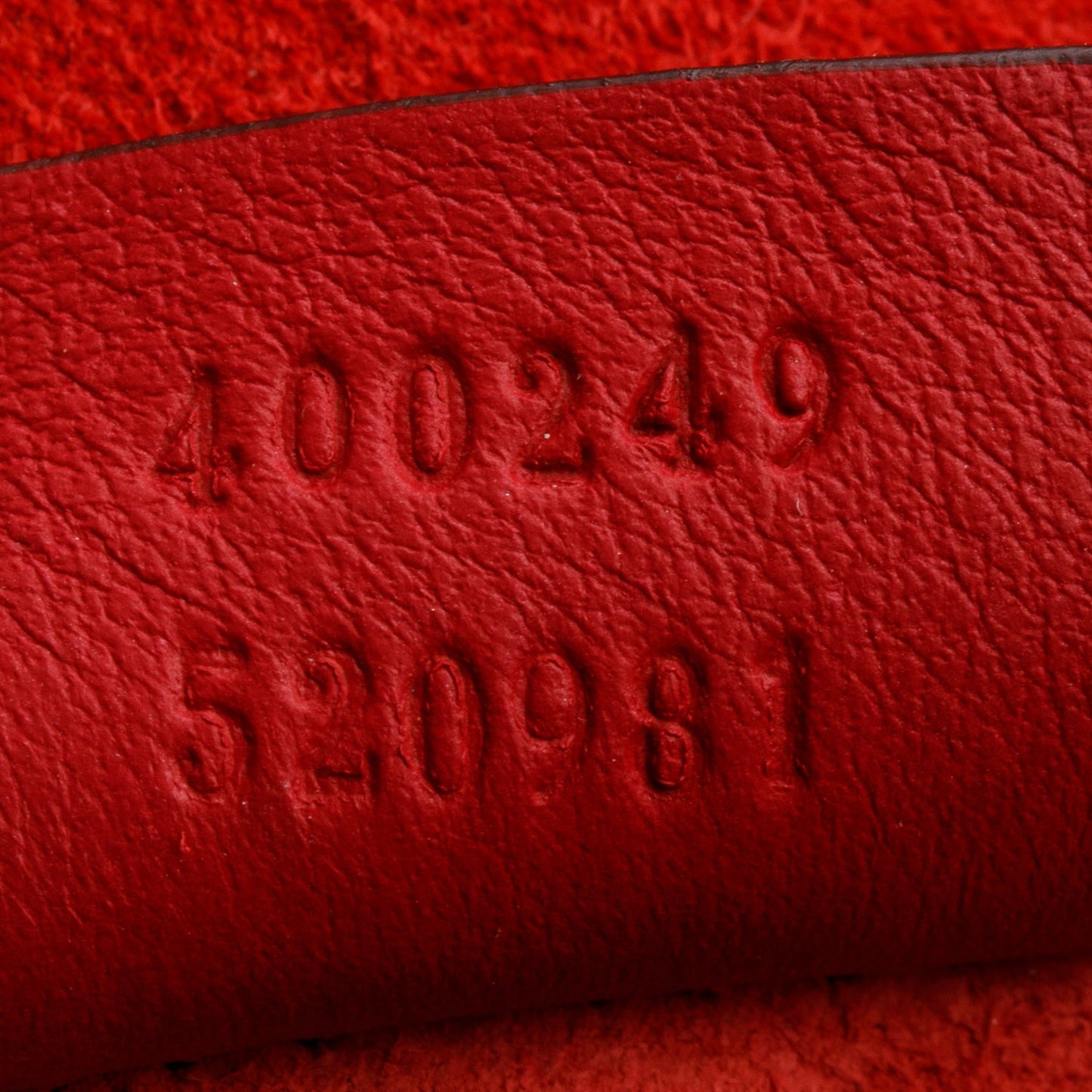 Gucci GG Supreme Monogram Small Dionysus Shoulder Bag