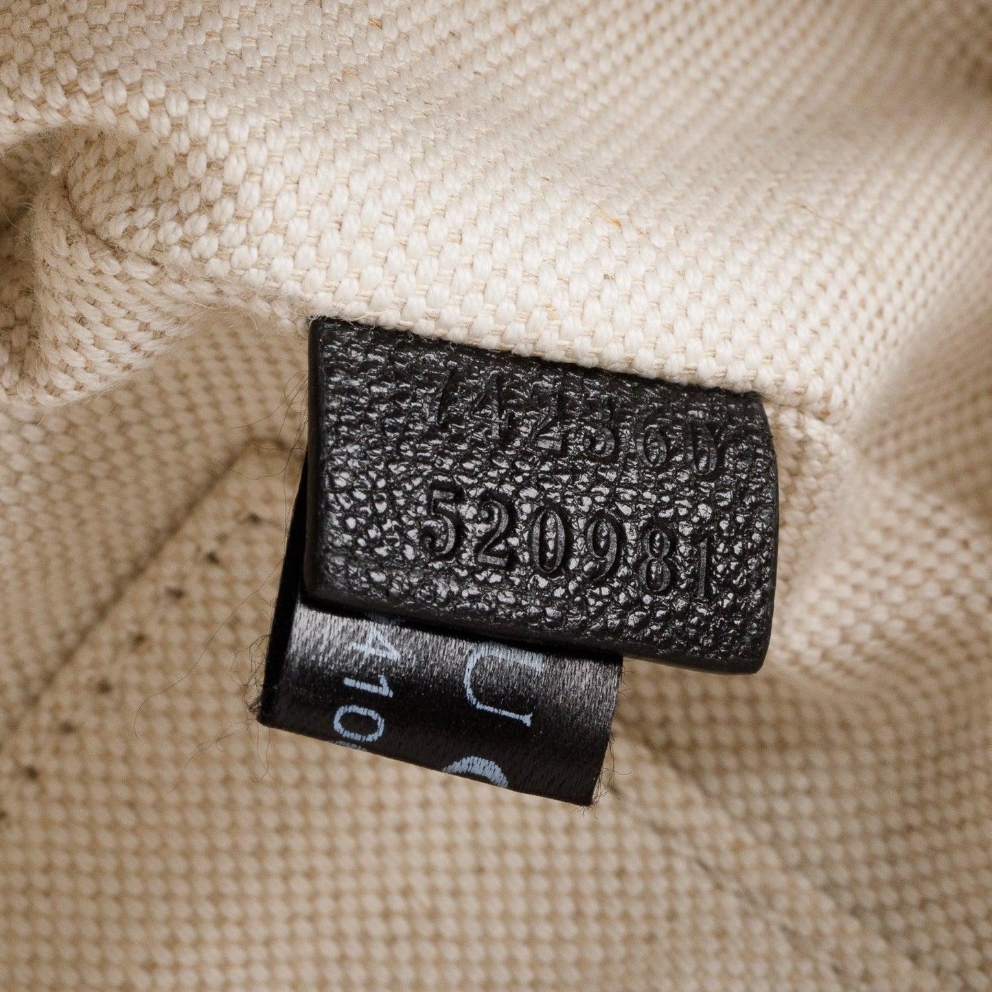 Gucci Black Calfskin Diagonal Stitched Small Blondie Shoulder Bag