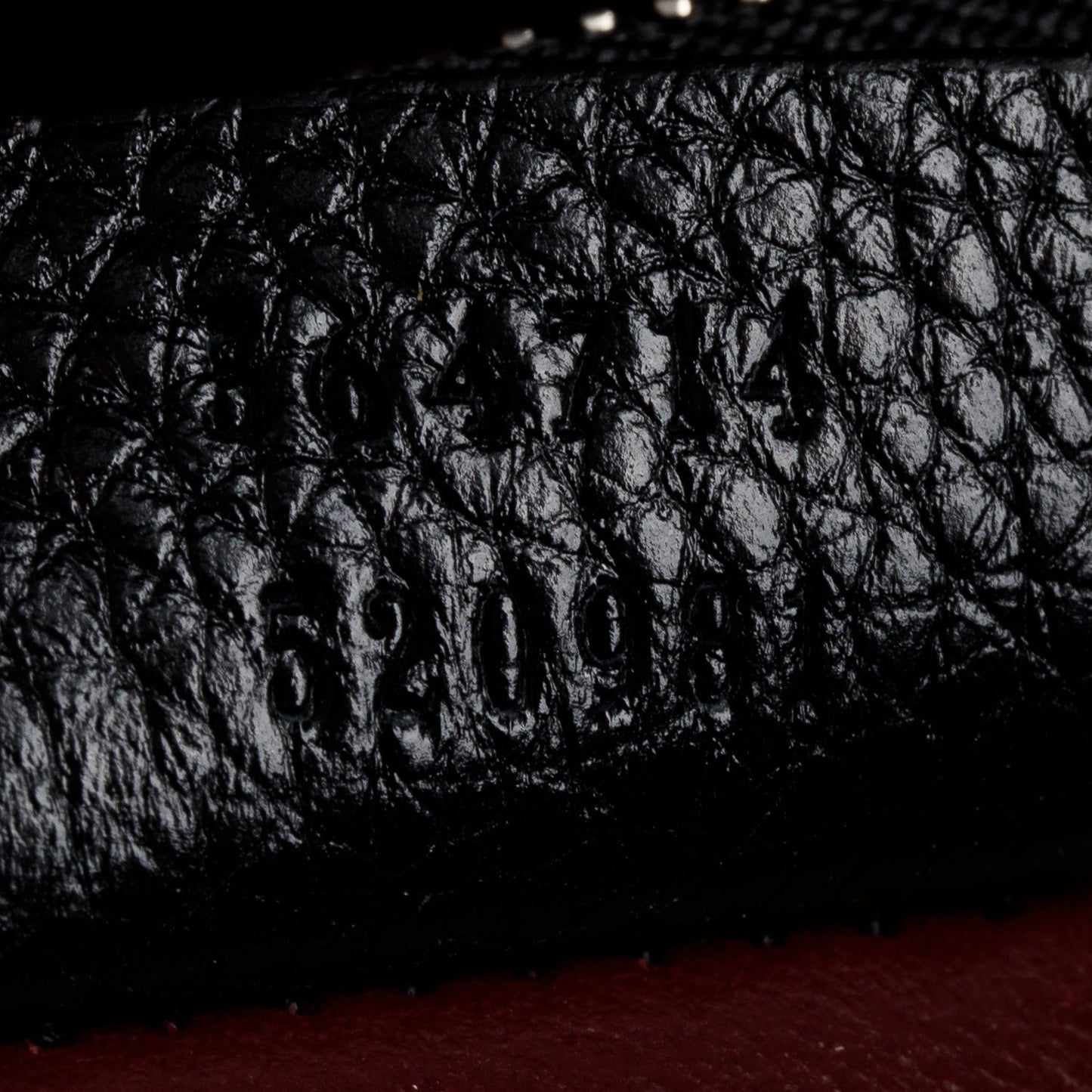 Gucci Black Grainy Calfskin Medium Zumi Top Handle