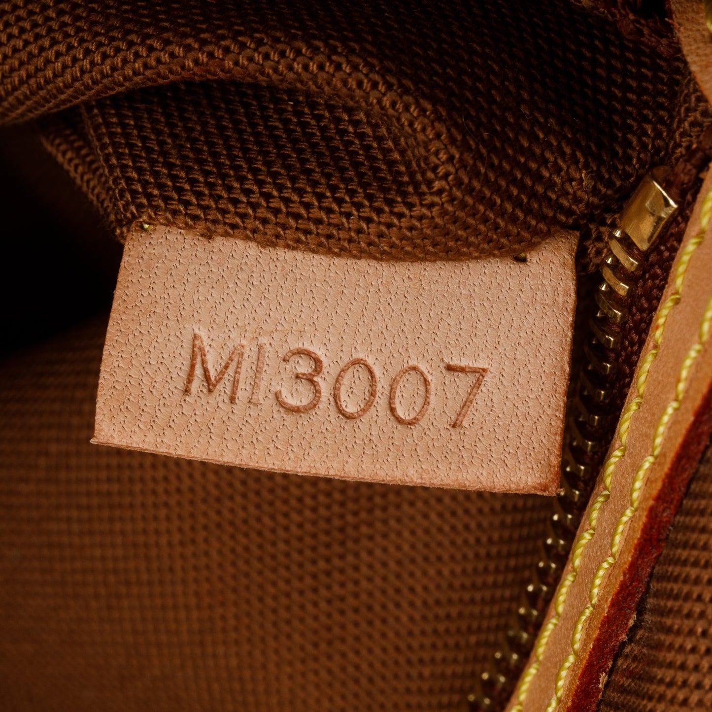 Louis Vuitton Monogram Batignolles Vertical