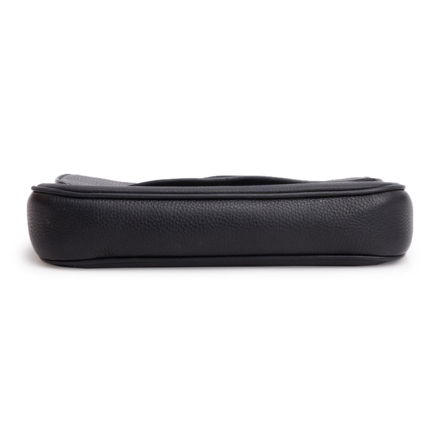 Gucci Black Pebbled Calfskin Medium Soho Chain Crossbody Bag