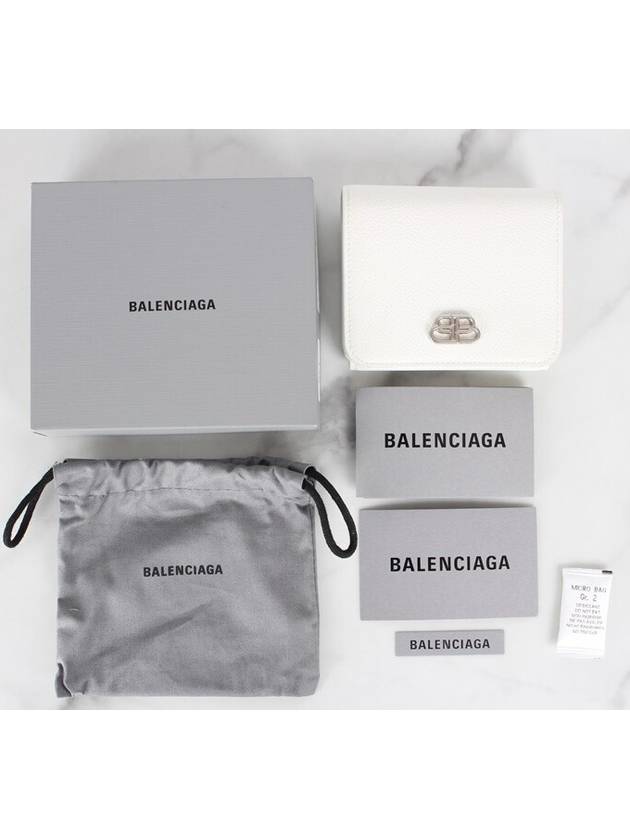 Luxury Balenciaga Trending 2025 BB silver bi fold wallet white