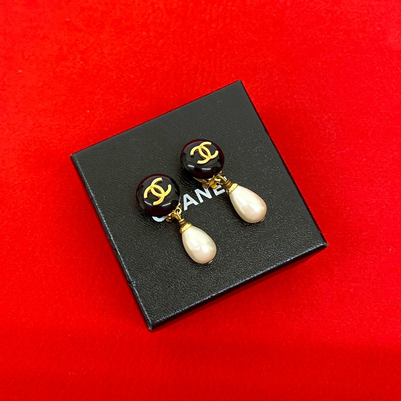CHANEL Earring Gold Plated gold
