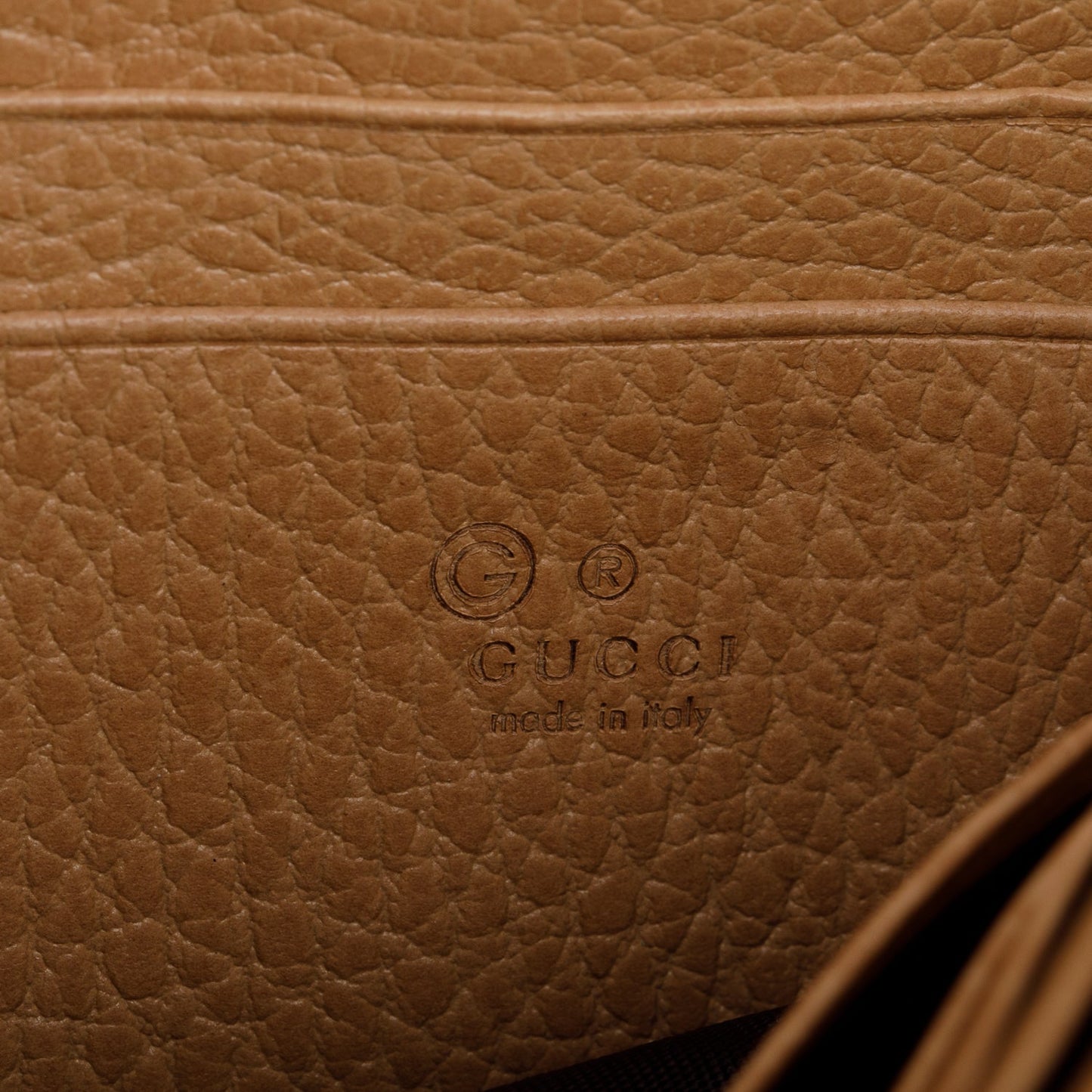 Gucci Beige Dollar Calfskin Leather Interlocking GG Wallet on Chain
