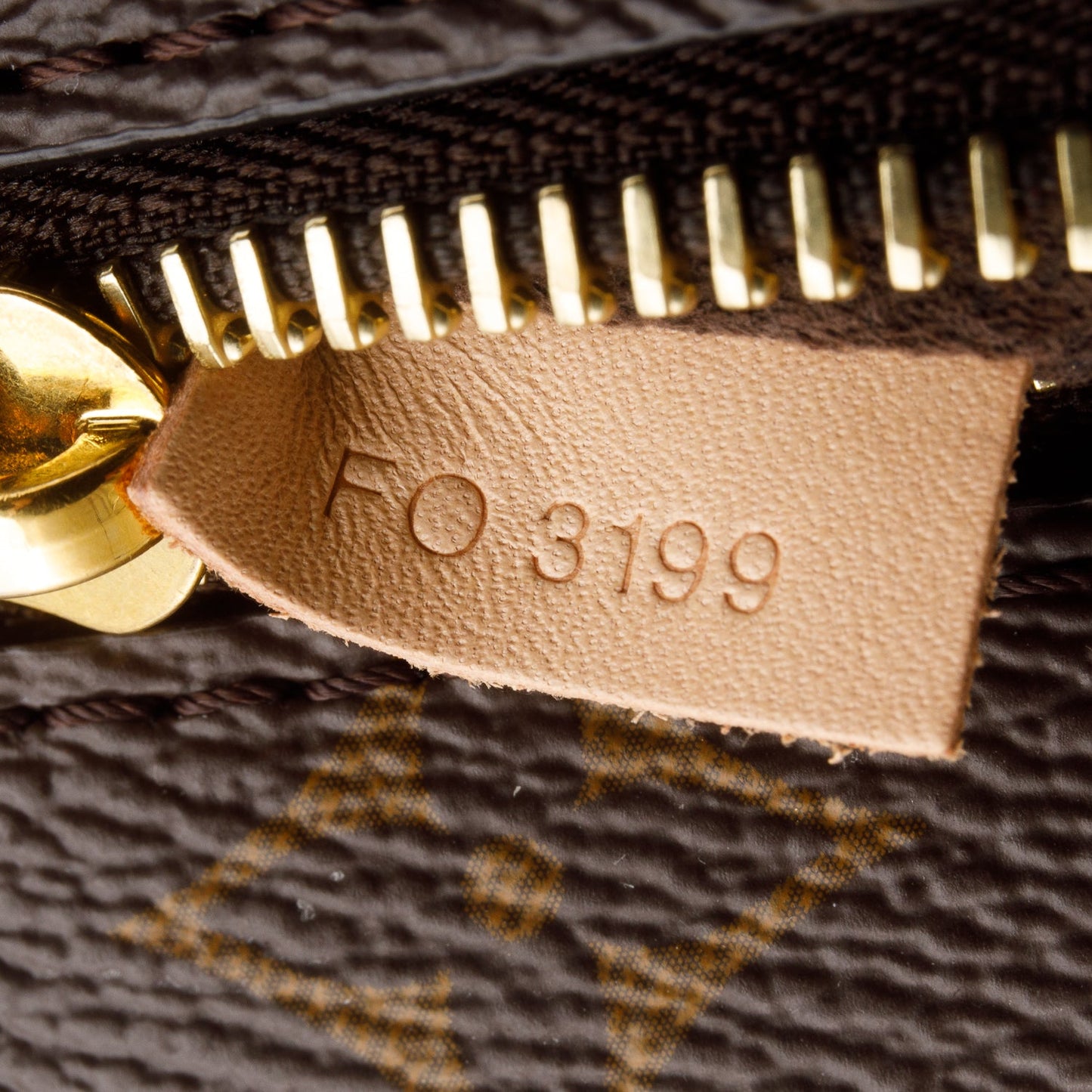 Louis Vuitton Monogram Pochette Metis