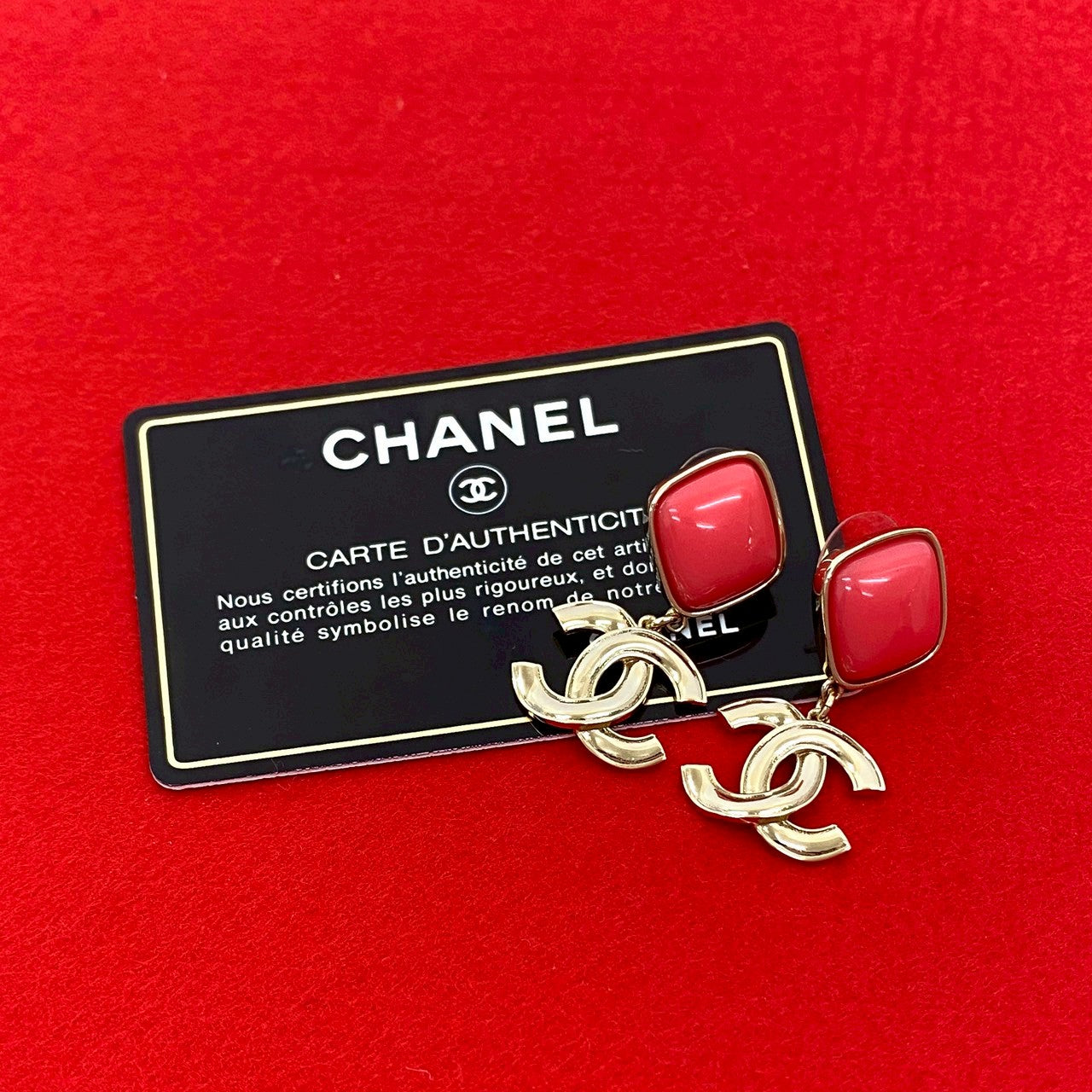 CHANEL Pierce Gold Plated gold