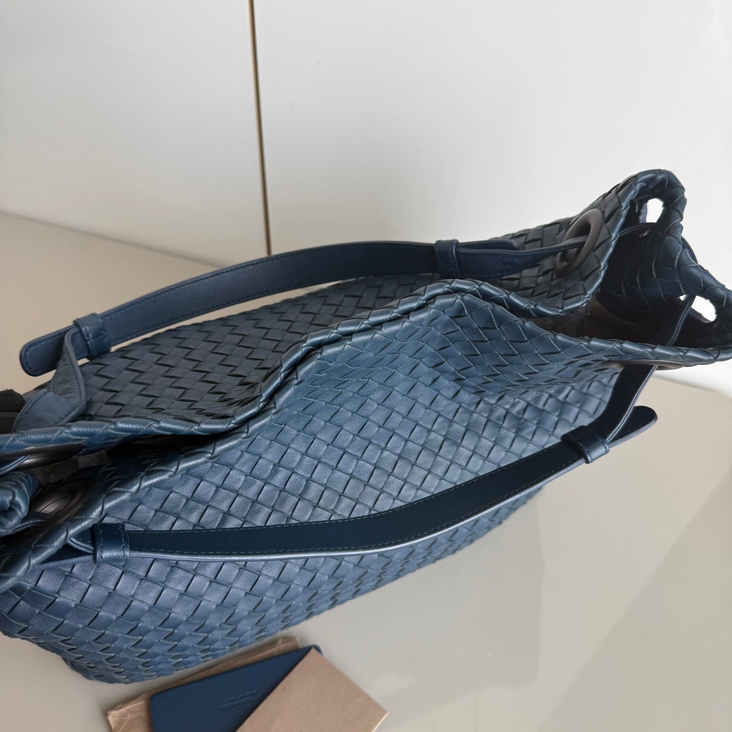 Bottega Veneta Garda Shoulder Bag Intrecciato Nappa Leather Navy Large 33cm