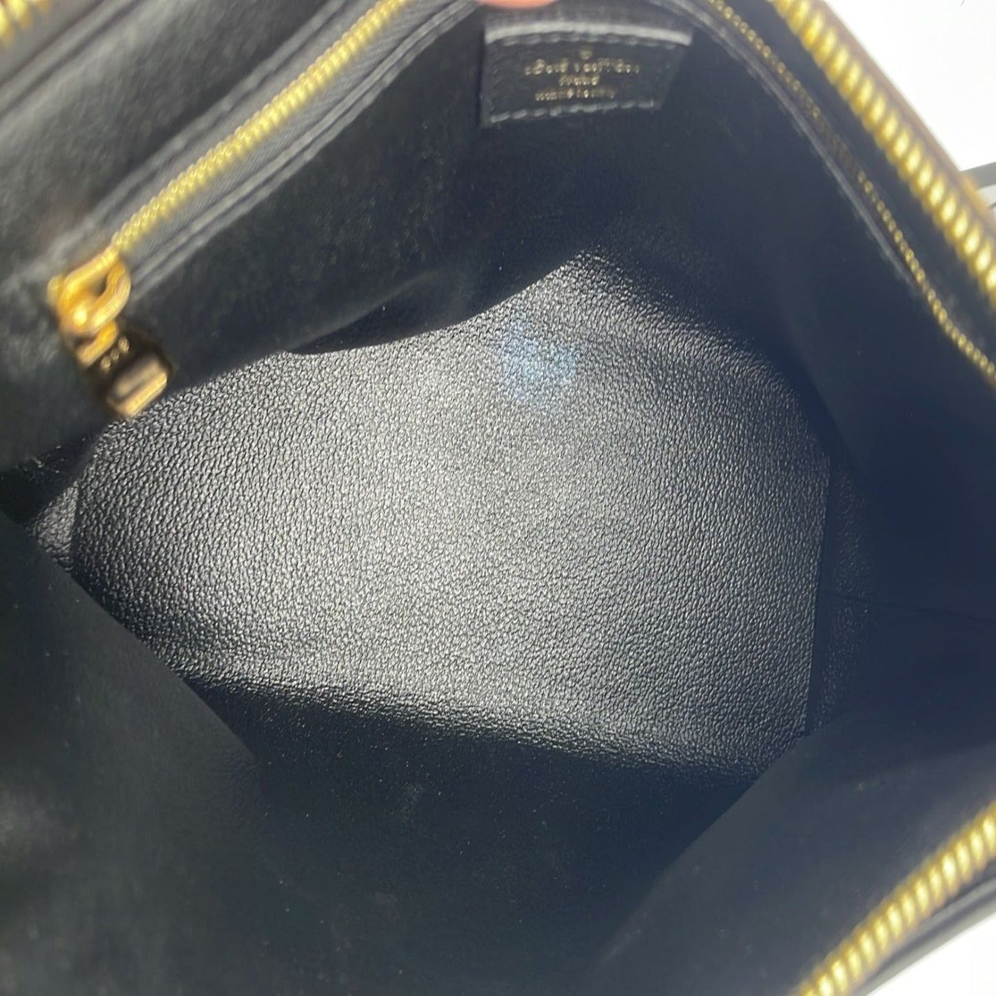 LOUIS VUITTON Pallas Beauty Case Monogram Canvas Pouch Noir