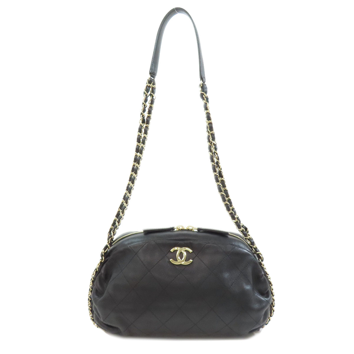 CHANEL Shoulder Bag lambskin black Matelasse Gold Metal