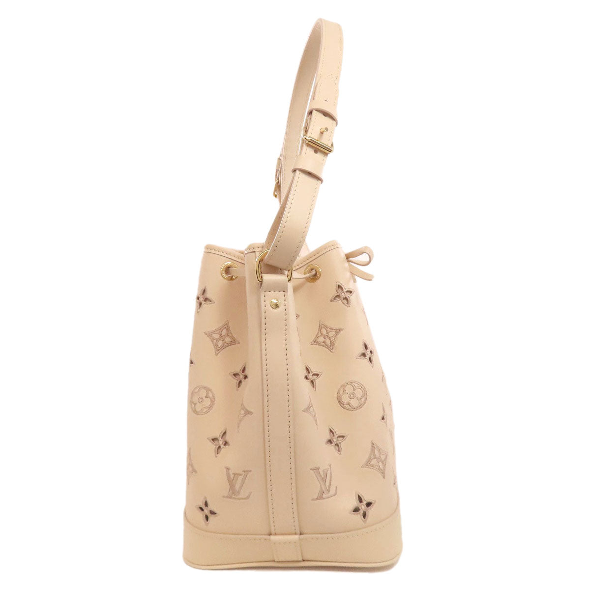 LOUIS VUITTON Handbag M22861 Calfskin beige Petit Noe Broderie Anglaise Women