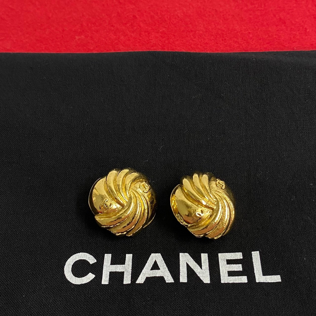 CHANEL Earring Gold Plated gold COCO Mark motif Women