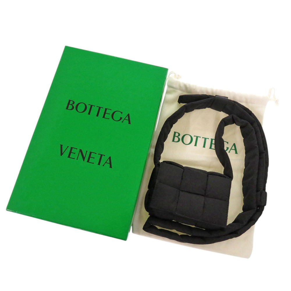 BOTTEGAVENETA Shoulder Bag 691018 Nylon black PADDED CASSETTE MINI unisex(Unisex)