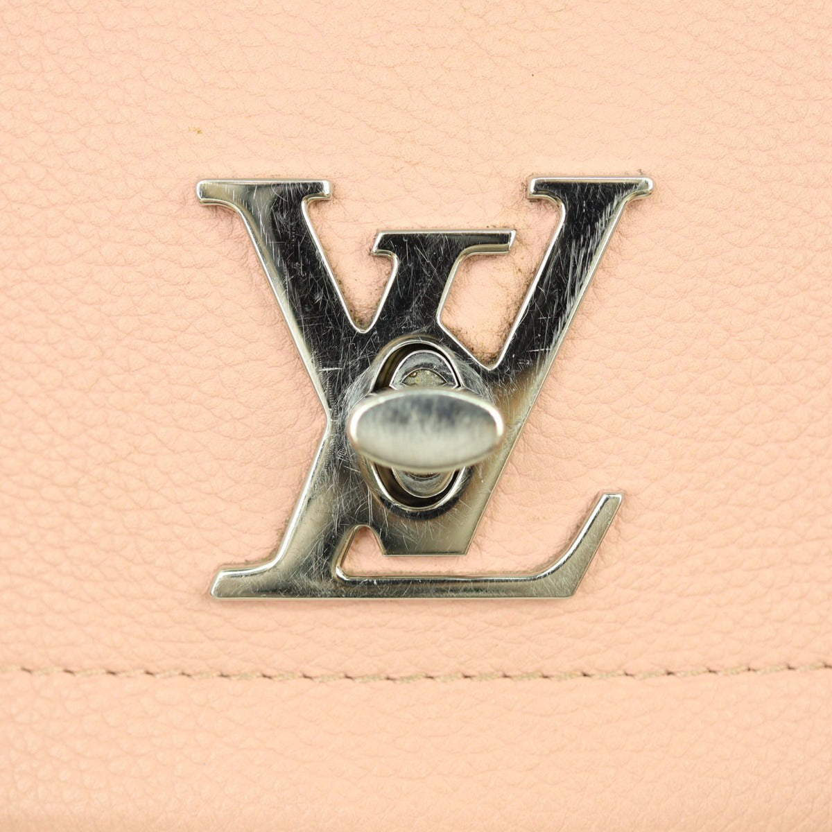 Louis Vuitton Lockme II Chain Bag BB
