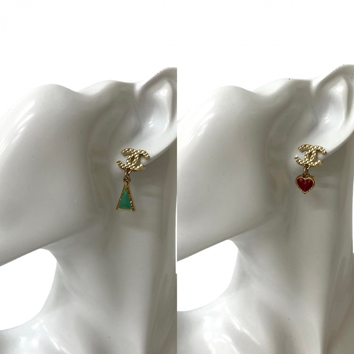 CHANEL Pierce Gold Plated gold