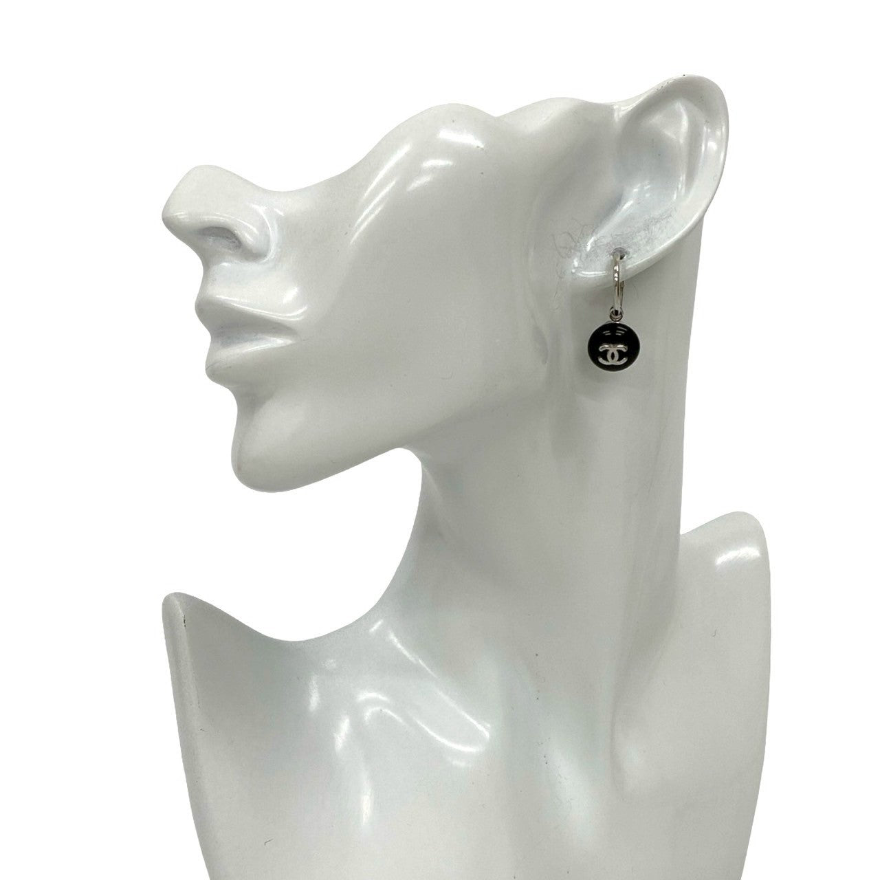 CHANEL Pierce alloy Silver