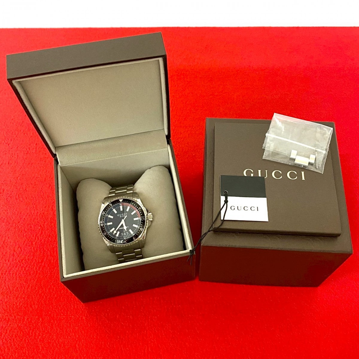 GUCCI Watches Stainless steel Silver Dive black dial
