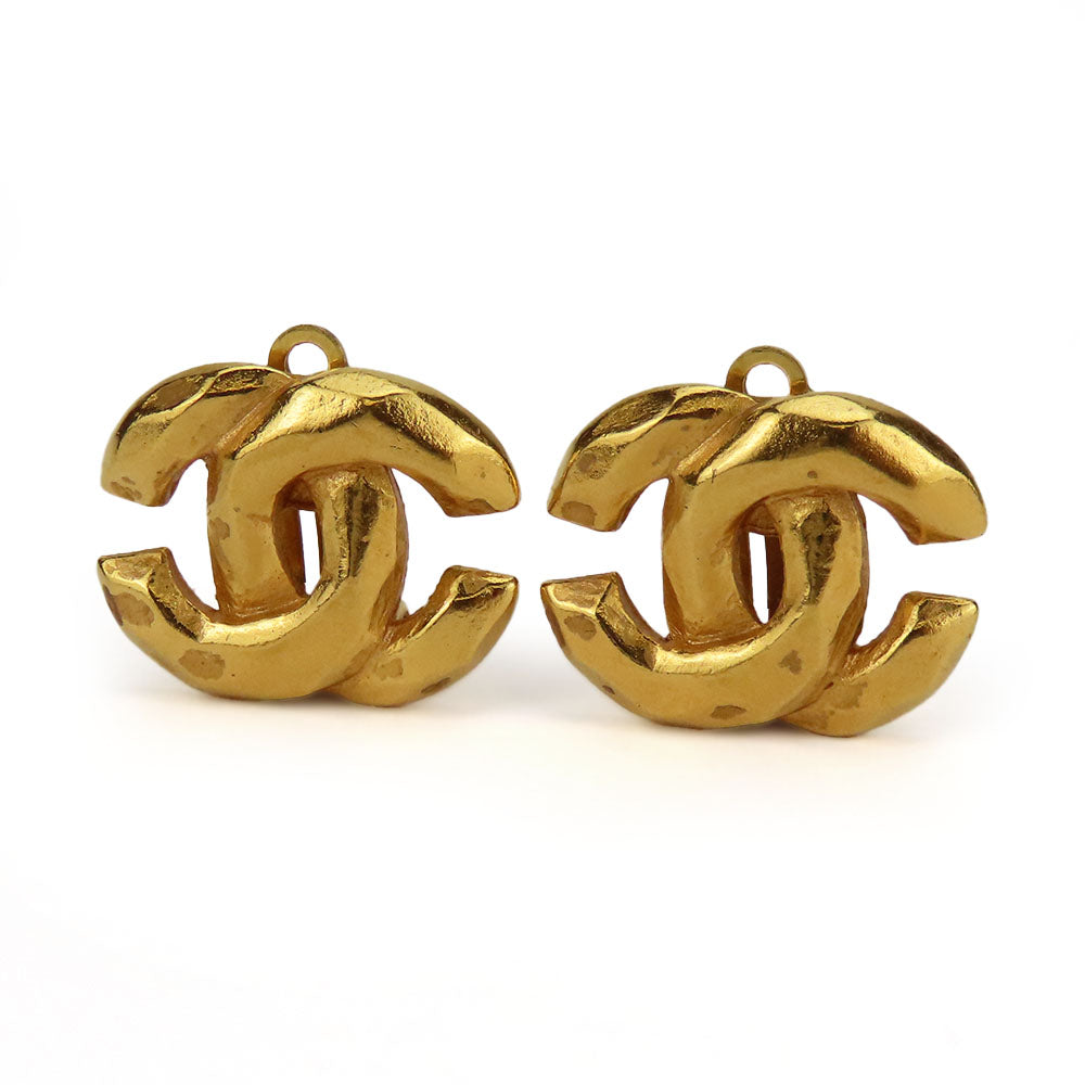 CHANEL Earring metal gold COCO Mark