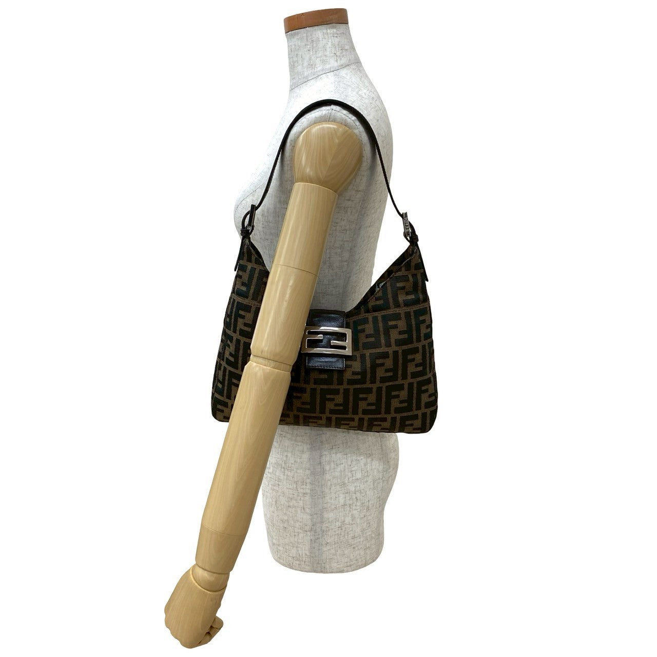 FENDI Shoulder Bag leather Brown Mamma Bucket